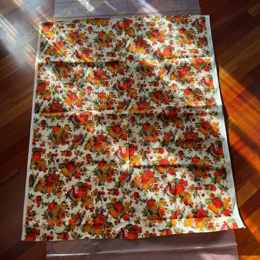 Floral Upholstery Burlap Cut Fabric, MCM Vintage - Picture 7 of 14